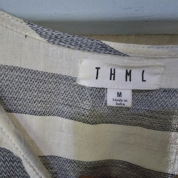 THML dress - Picture 2 of 5